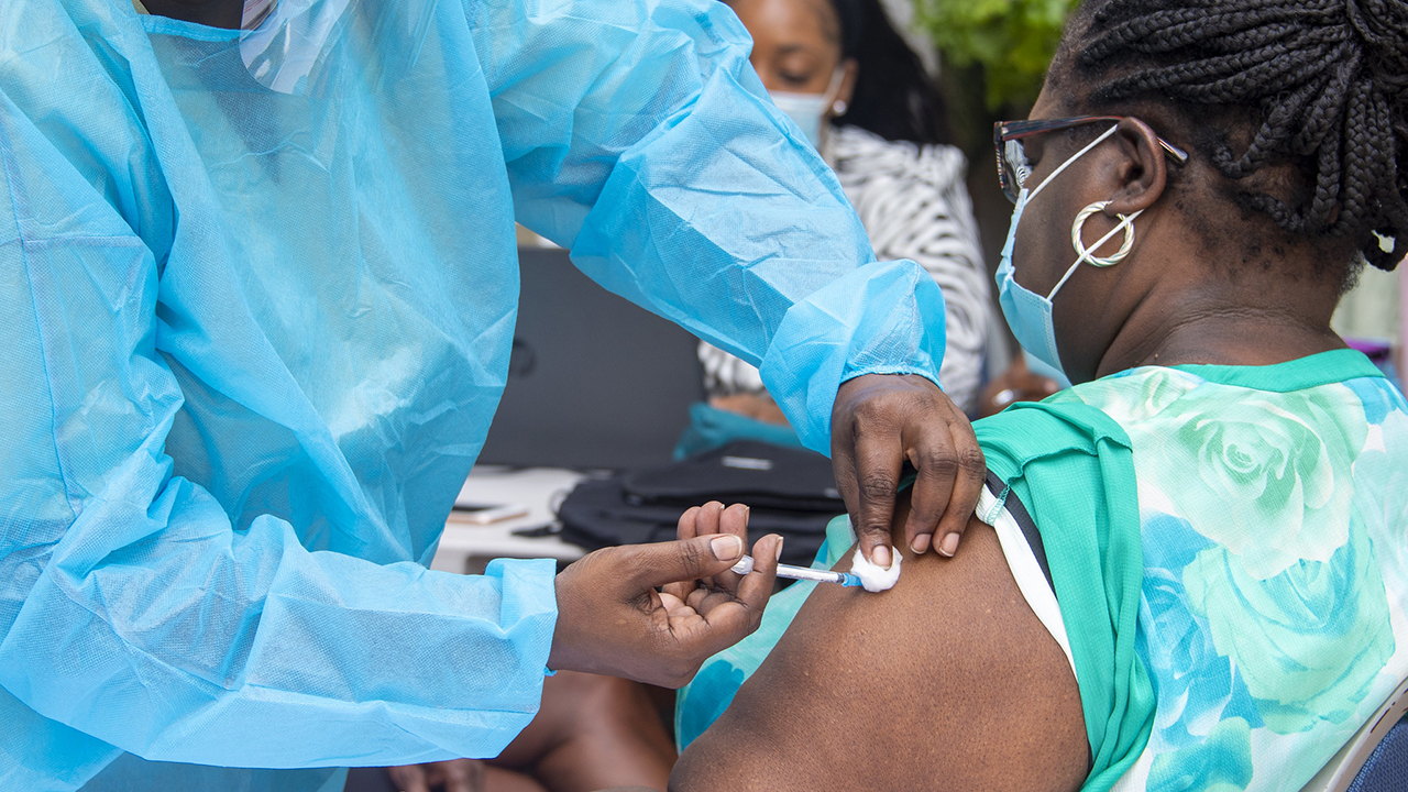 Breakthrough in HIV Prevention: Trial Shows That Twice-Yearly Injection 100% Effective in Women