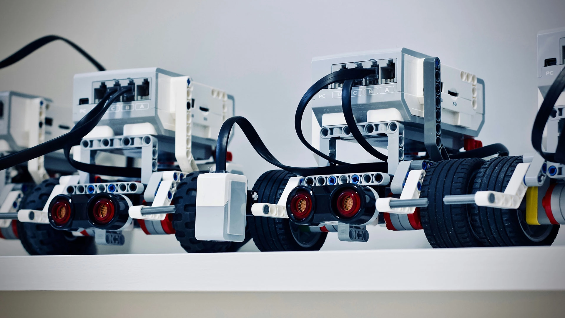 Former Cruise CEO’s Robotics Startup, The Bot Company, Hits $2 Billion Valuation