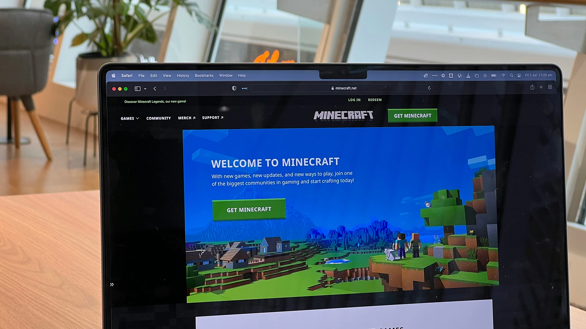 Google’s Dreamer AI Learns How Play Minecraft Without Training
