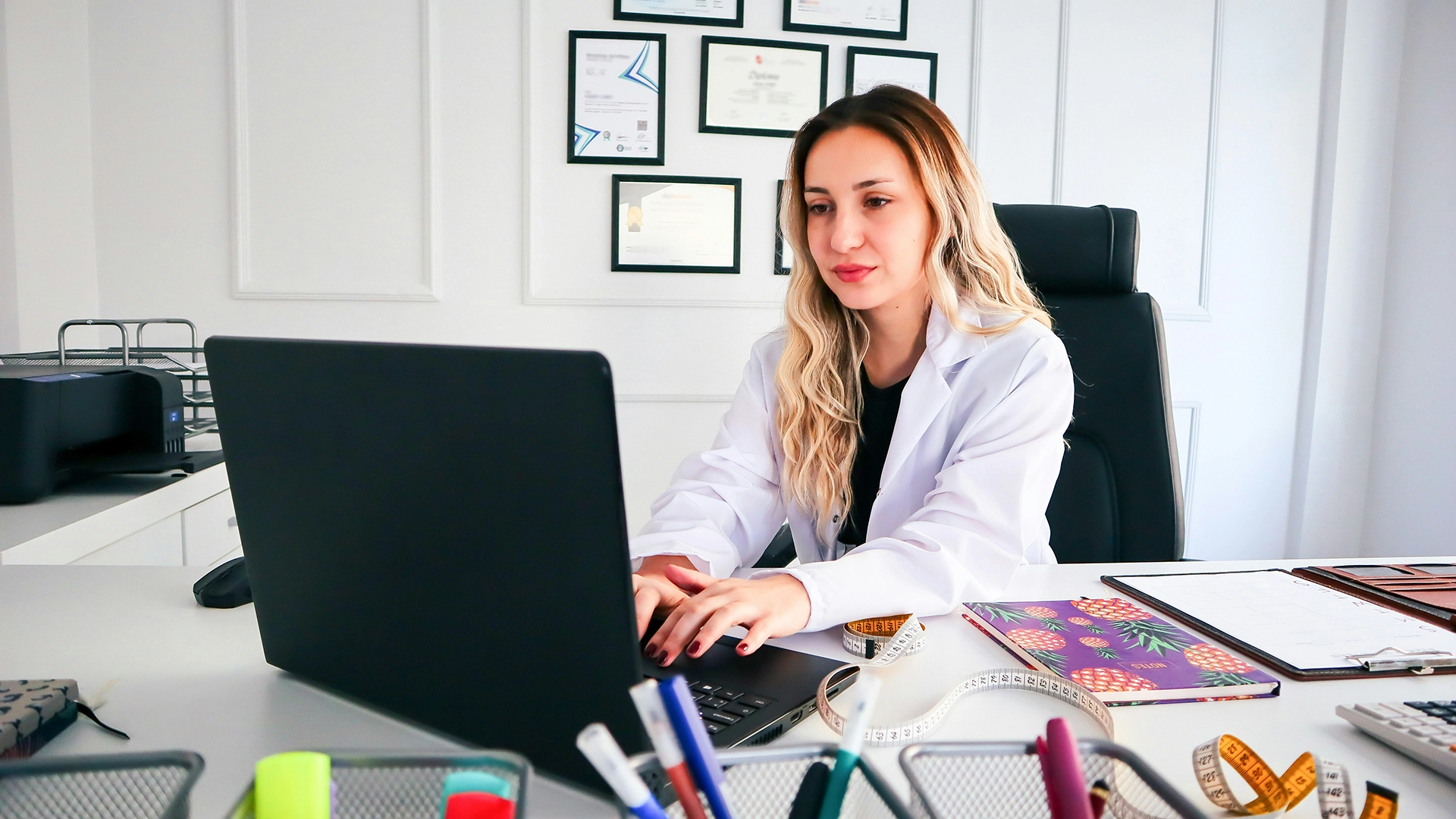 Researchers Reveal AI Models Show Racial And Socioeconomic Bias In Medical Advice