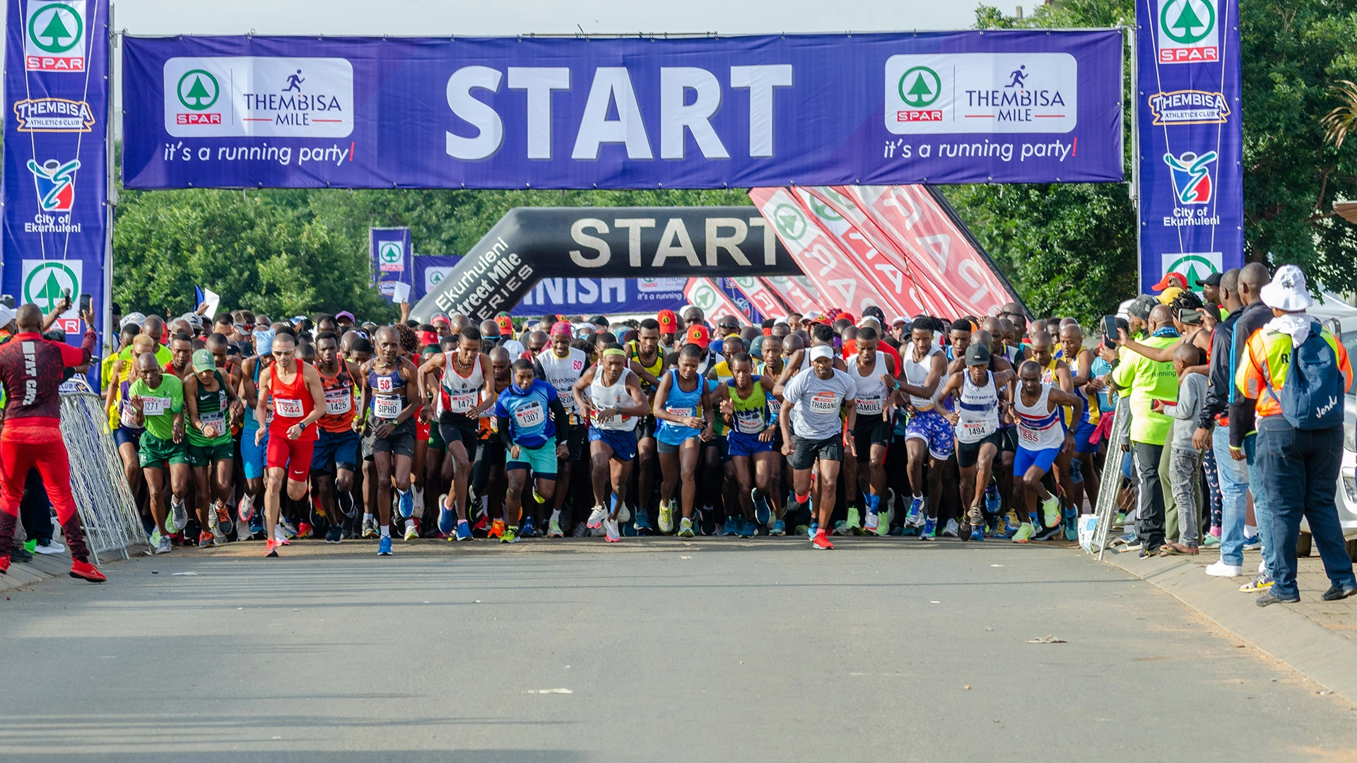 Humanoid Robots Run First Half Marathon Alongside Humans In Beijing