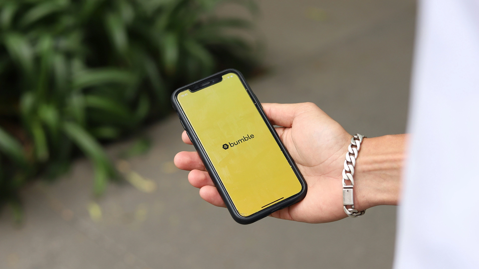 Dating App Bumble Plans Major Layoffs To Boost Growth
