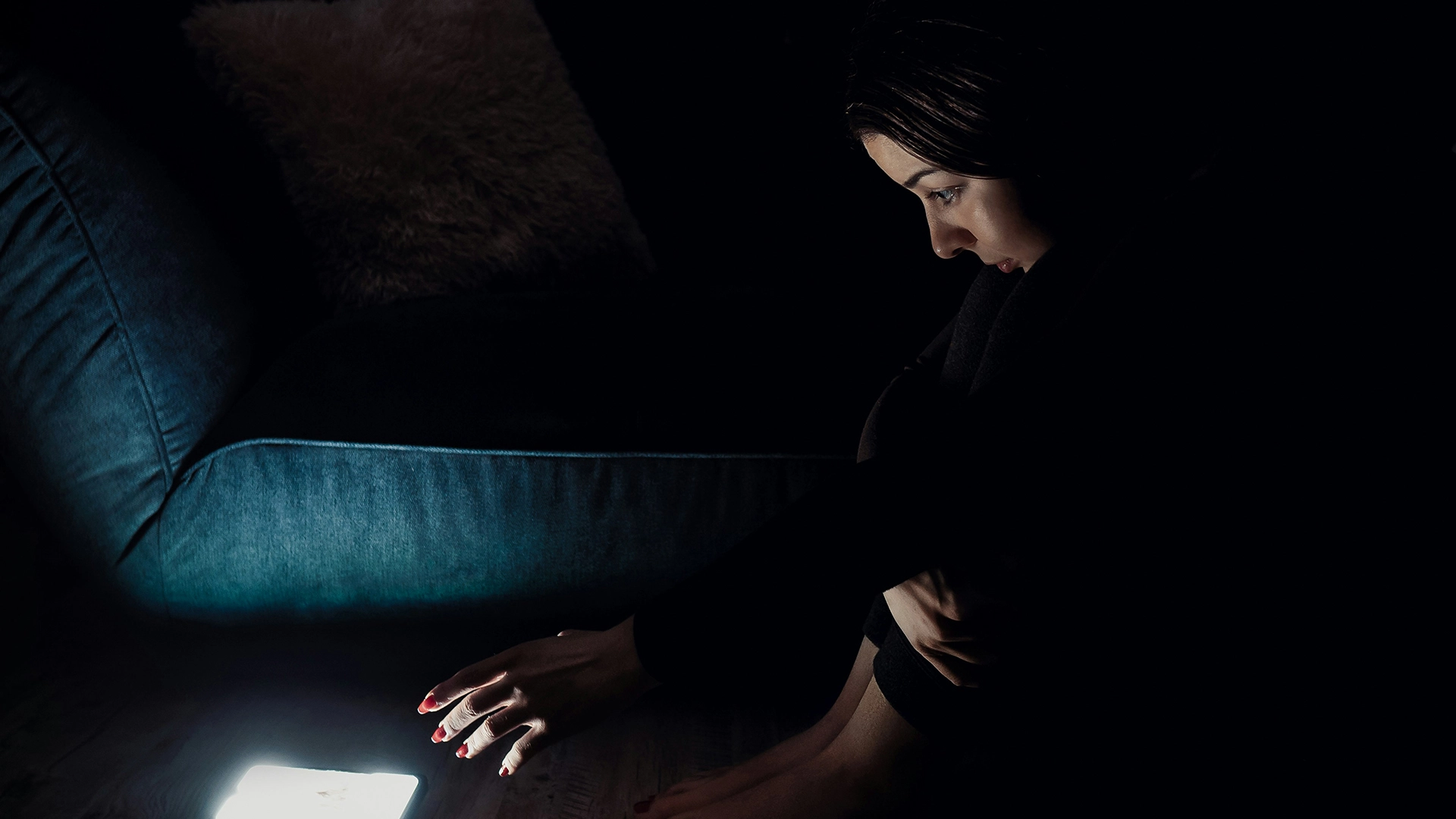 Inside Online Support Groups For ‘AI Addiction’