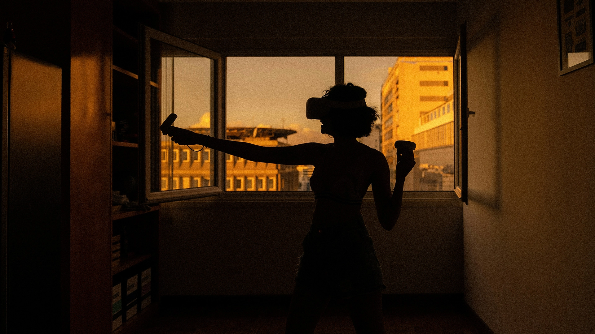 AI-Powered Holographic Glasses Bring Lifelike 3D Visuals