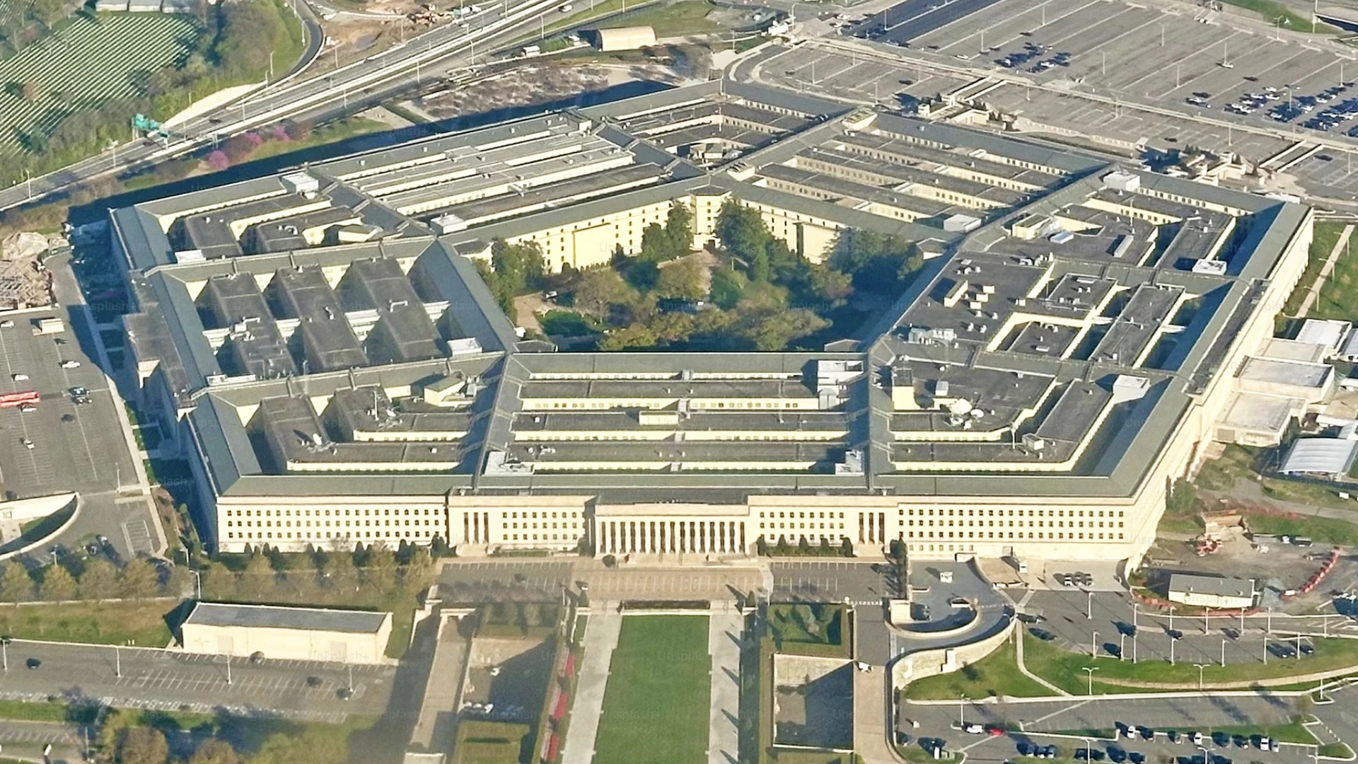 Pentagon Awards AI Giants Contracts Worth Up to $200 Million to Boost Military Tech