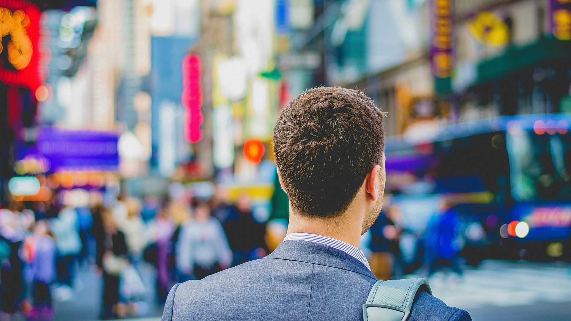 UK Entry-Level Job Vacancies Drop 32% After ChatGPT Launch