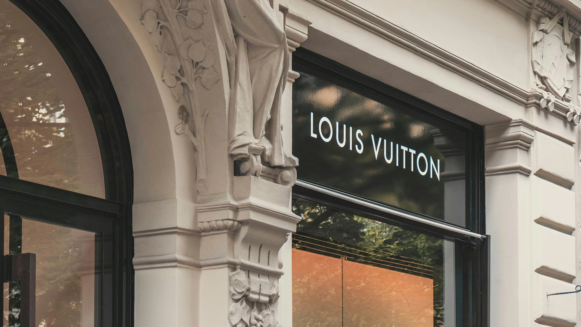 Hong Kong Investigates Louis Vuitton After Data Breach Affecting 419,000 Customers