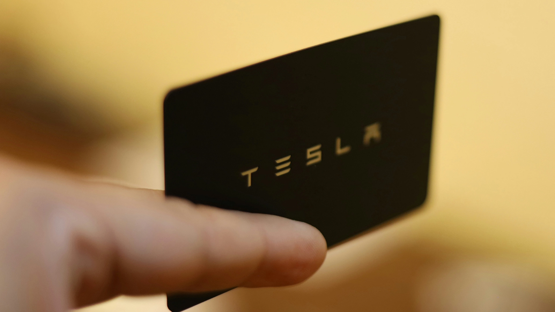 Tesla And Samsung Agree To $16.5 Billion Chip Supply Deal