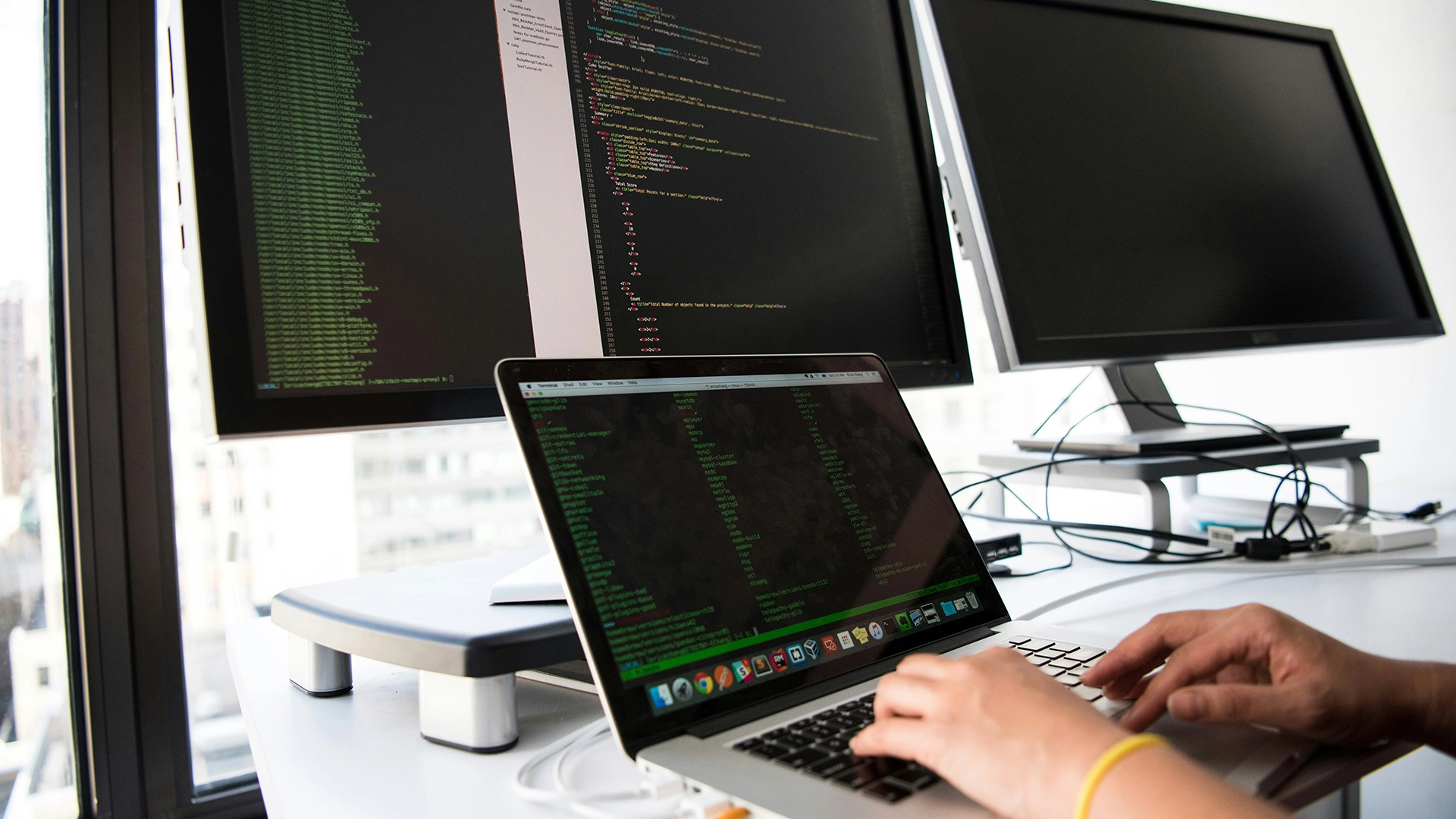 Software Engineer Goes Viral For Juggling Multiple Jobs At Silicon Valley Startups