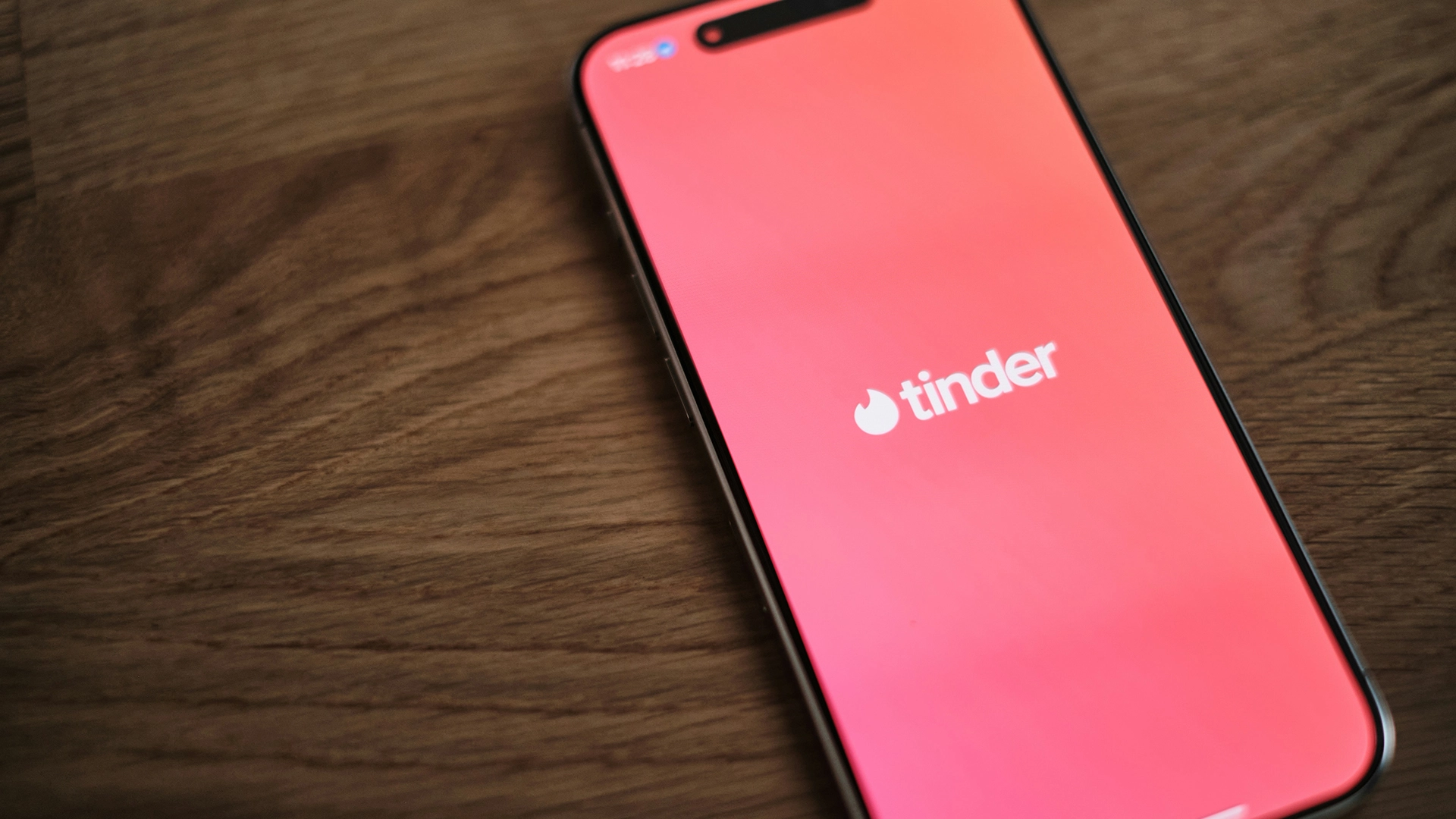 Tinder To Require Facial Recognition In California To Reduce Impersonation