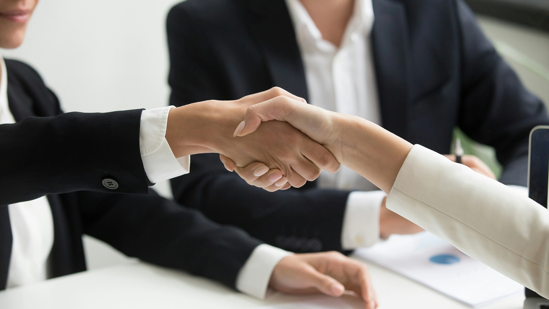 AI Agents Outperform Human Recruiters in Job Interviews, Study Finds