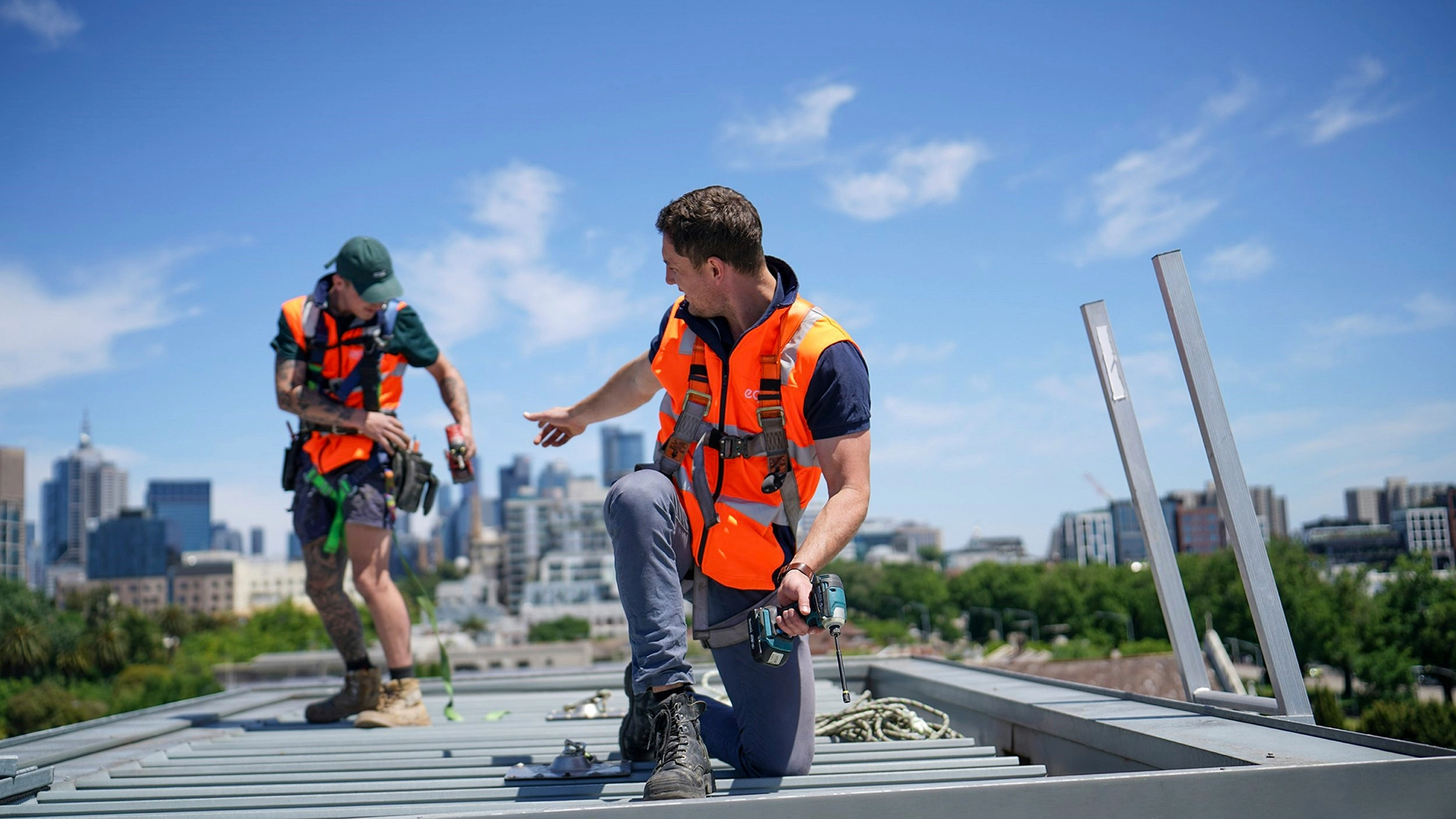 Blue-Collar Jobs Gain Popularity As AI Threatens Office Roles