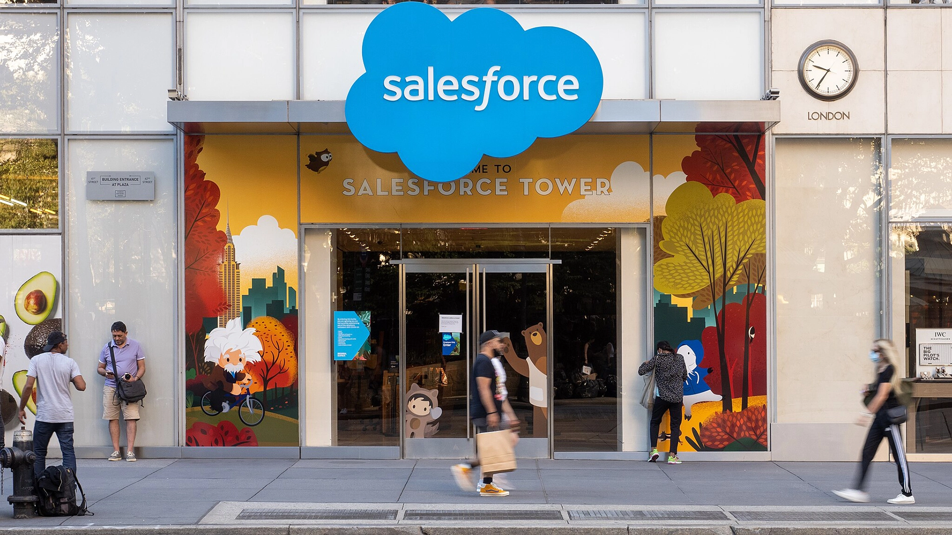 Google Alerts Organizations Of Salesforce Data Theft