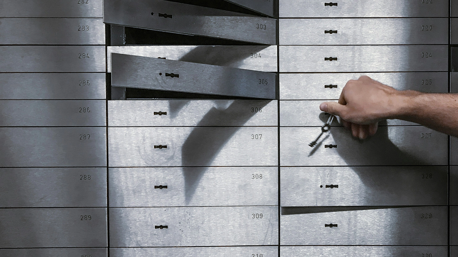 Hackers Can Now Quickly And Easily Open High-Security Safes