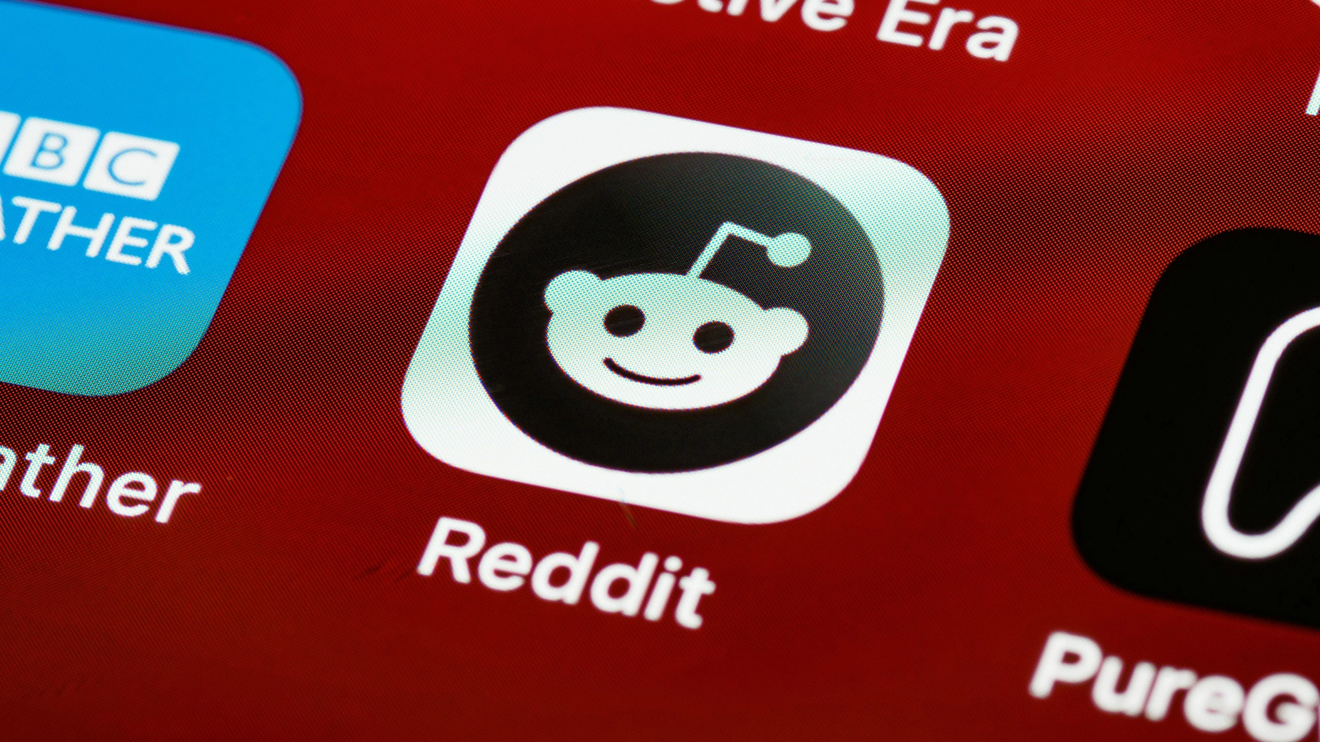 Reddit Mods Push Back Against Ethan Klein Subpoenas