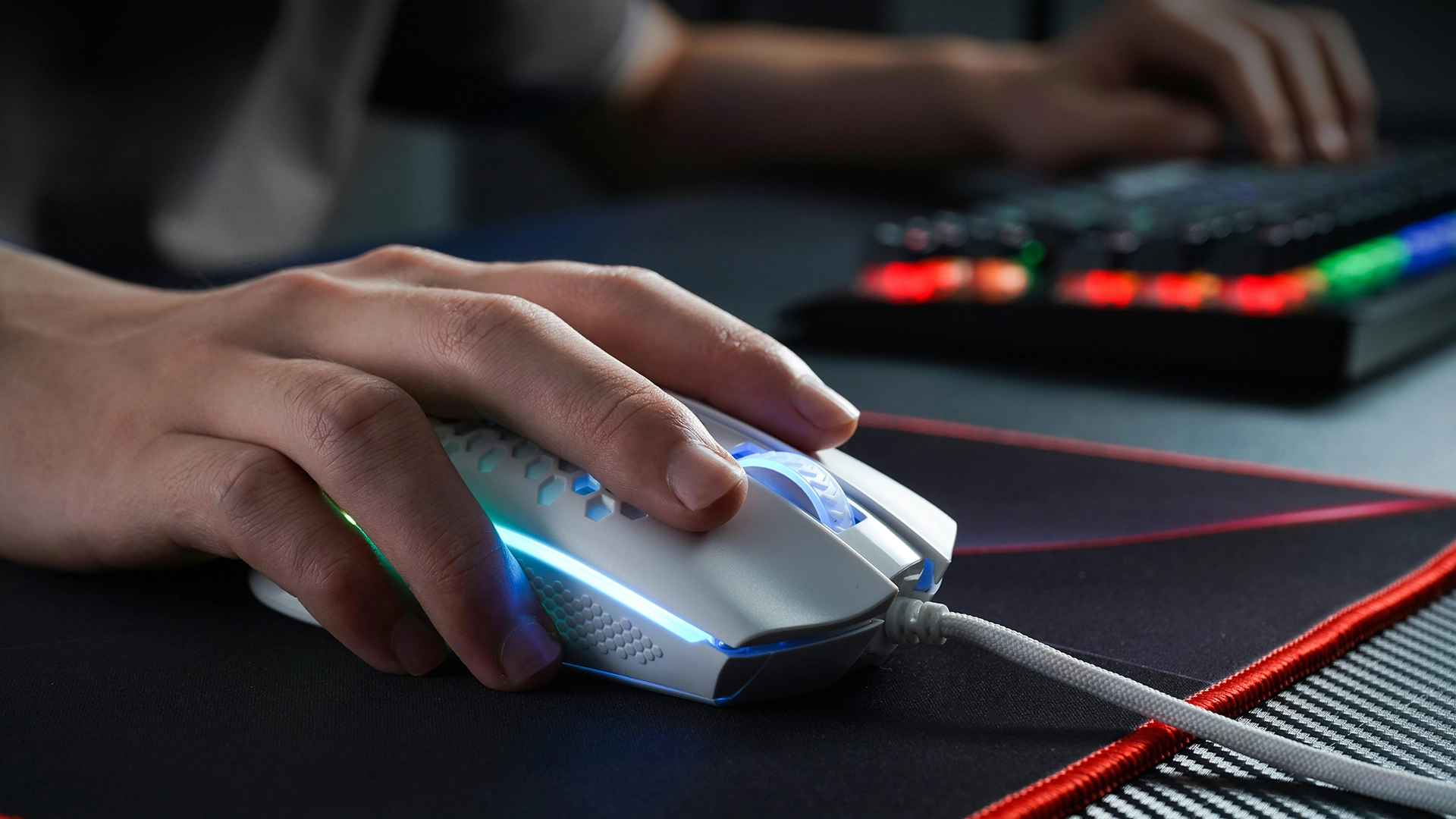 Researchers Find Computer Mice Can Spy On Conversations